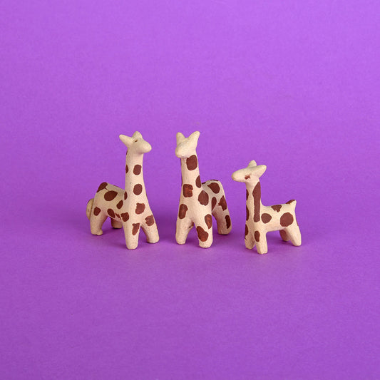 Familia de mini jirafas
